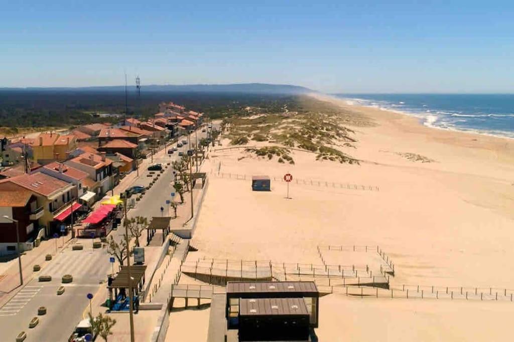 Moradia Alegre No Centro Da Vila Da Tocha. מראה חיצוני תמונה